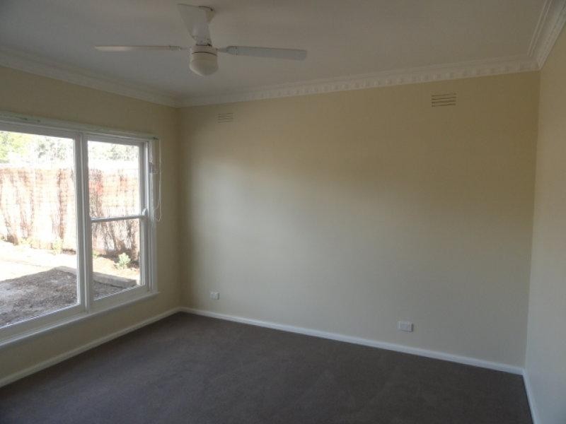 92 Church Street, Kangaroo Flat VIC 3555