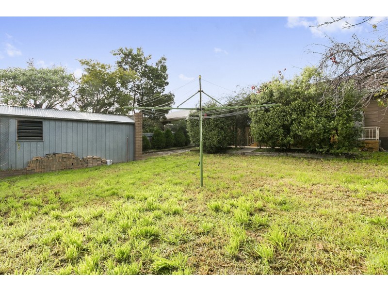 6 Rosemary Avenue, Strathdale VIC 3550