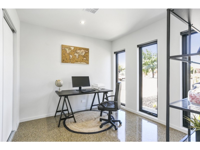 5B Ellis Street, Flora Hill VIC 3550