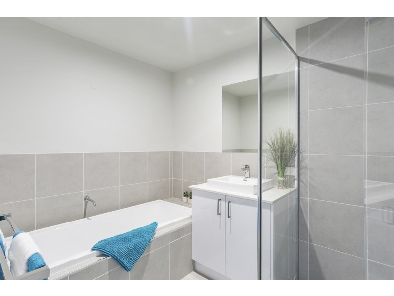 5B Ellis Street, Flora Hill VIC 3550