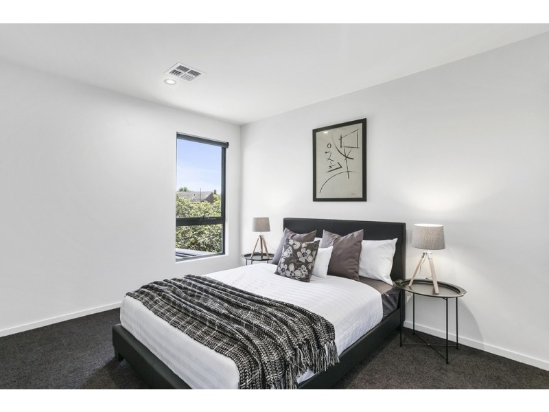 5B Ellis Street, Flora Hill VIC 3550