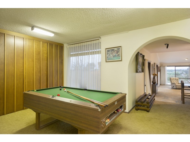 27 Poulston Street, Long Gully VIC 3550