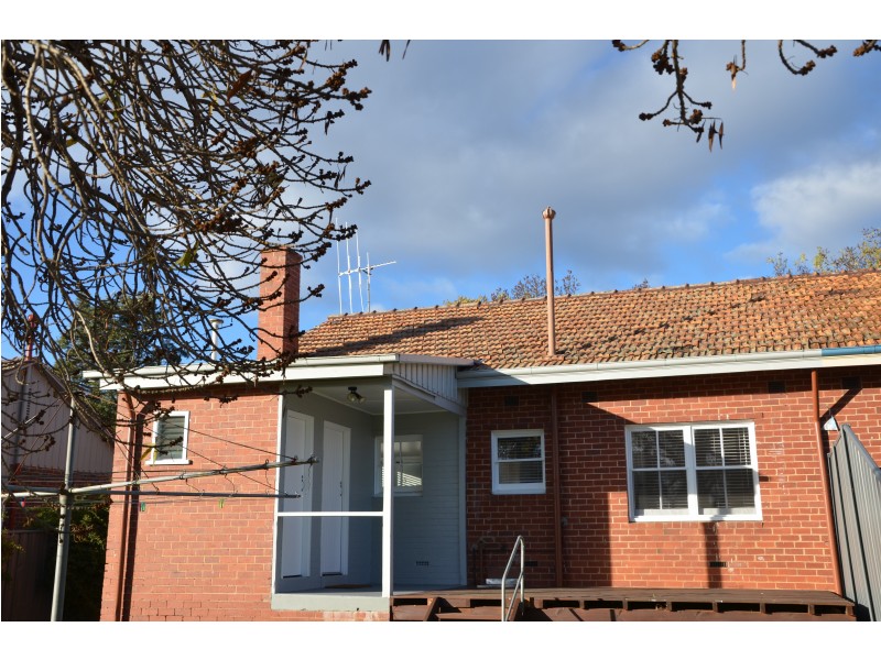 17 Churchill Avenue, Flora Hill VIC 3550