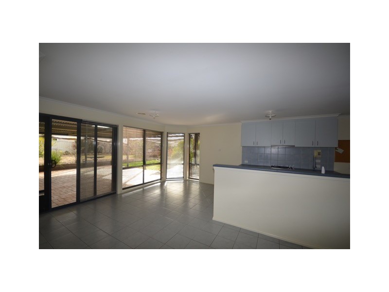 5 Exeter Place, Strathfieldsaye VIC 3551