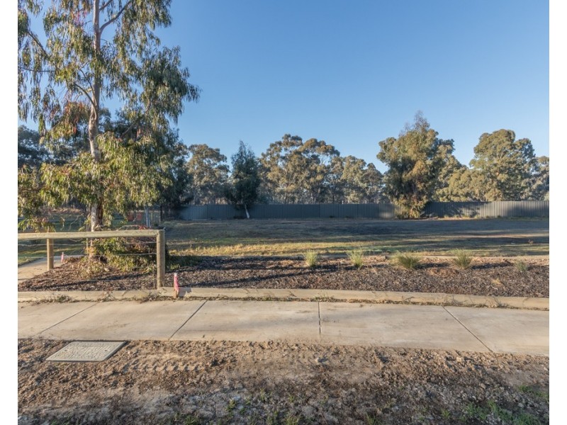 5 Evergreen Boulevard, Jackass Flat VIC 3556