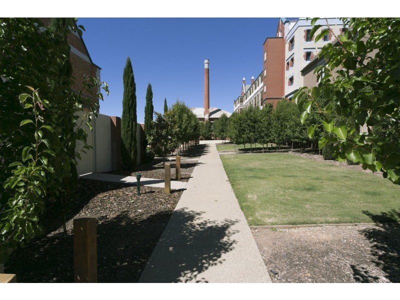 25/202 St Aidans Road, Kennington VIC 3550