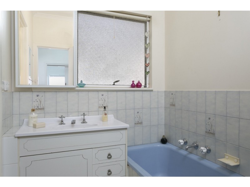 23 Morshead Court, White Hills VIC 3550