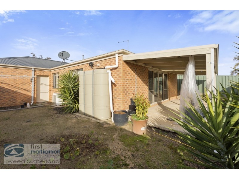 5/6 St George Park Drive, Kangaroo Flat VIC 3555