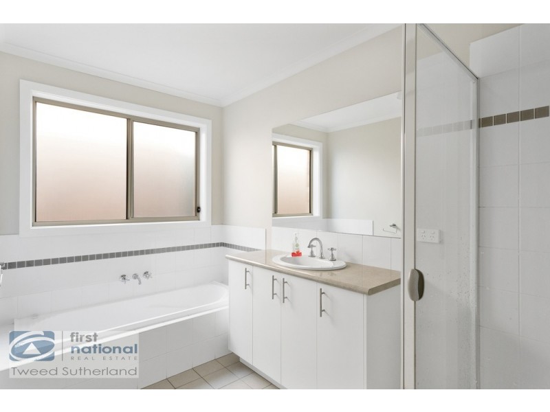 5/6 St George Park Drive, Kangaroo Flat VIC 3555