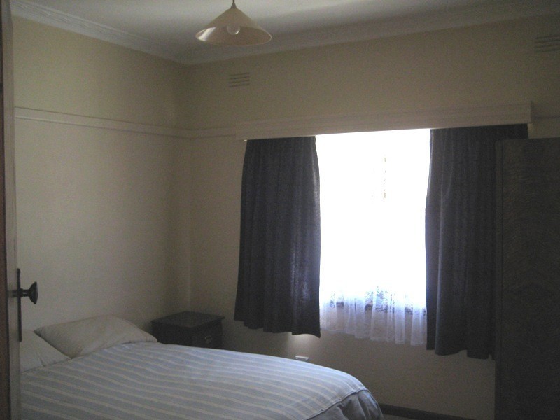 32 Carpenter Street, Kangaroo Flat VIC 3555