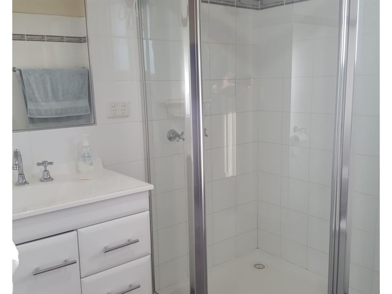 9 Elm Street, Golden Square VIC 3555