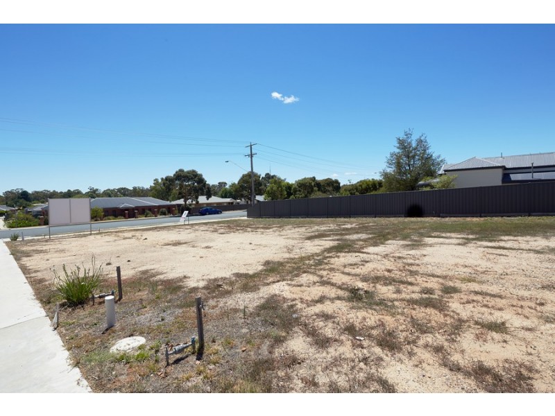 3/12 Heinz Street, White Hills VIC 3550