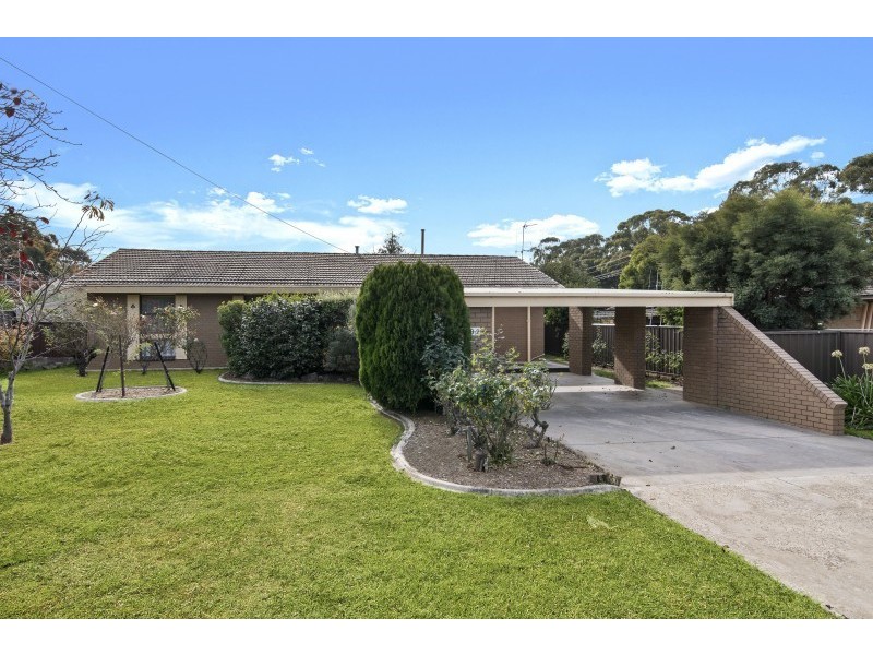 82 Symonds Street, Golden Square VIC 3555