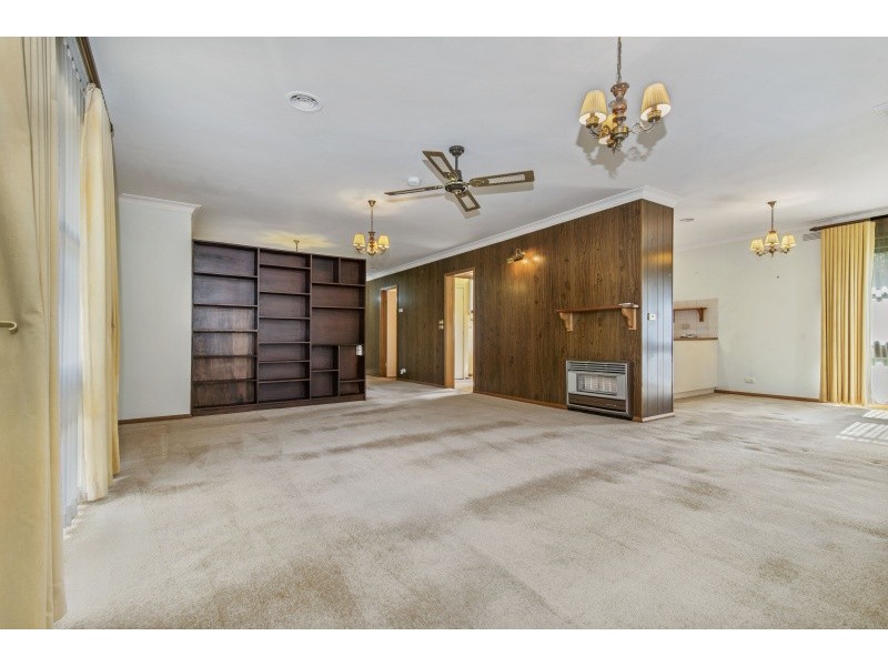 82 Symonds Street, Golden Square VIC 3555