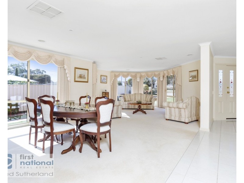 342 High Street, Kangaroo Flat VIC 3555