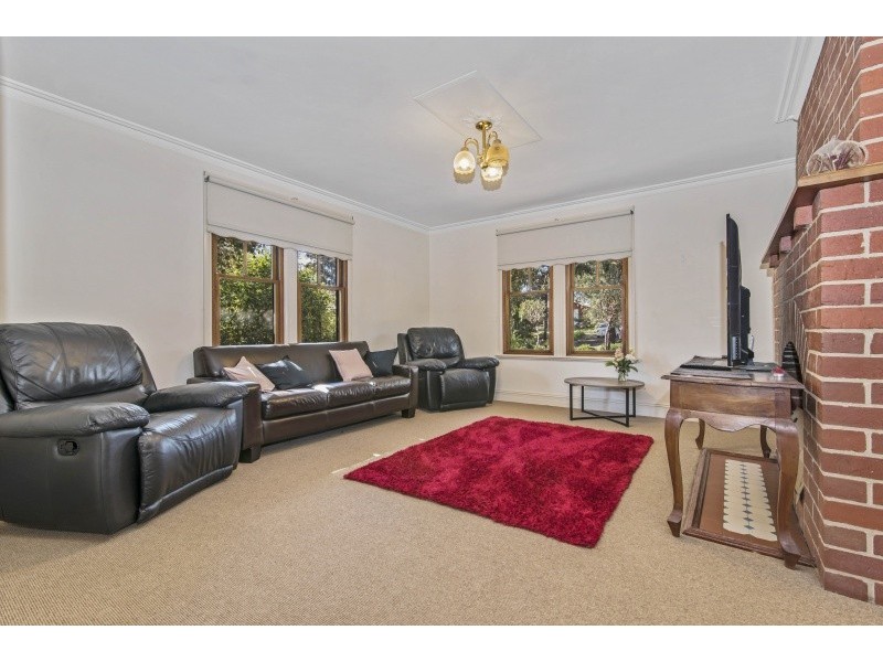 207 North Harley Street, Strathdale VIC 3550