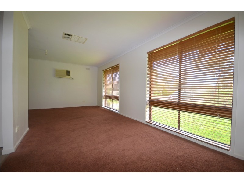 124 Symonds Street, Golden Square VIC 3555