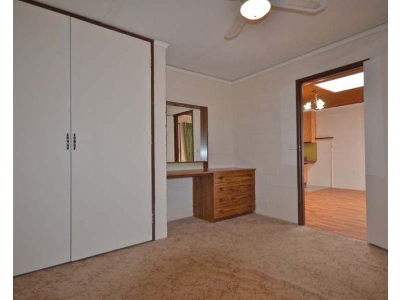 2/39 Jobs Gully Road, Eaglehawk VIC 3556