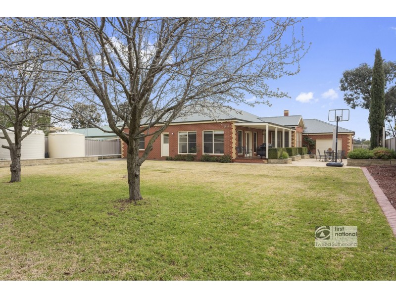 2 Currawong Court, Kennington VIC 3550