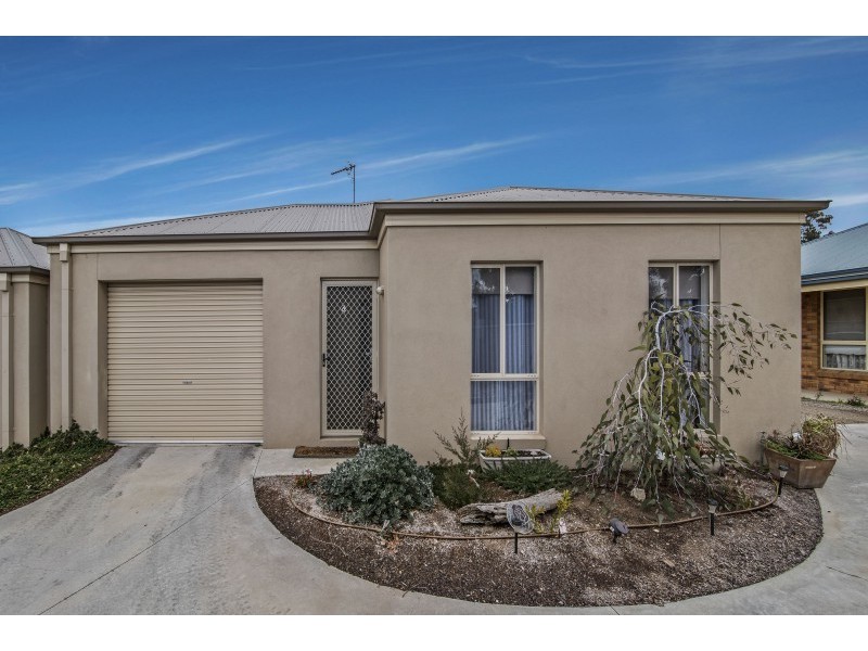 4/15 Nelson Street, California Gully VIC 3556