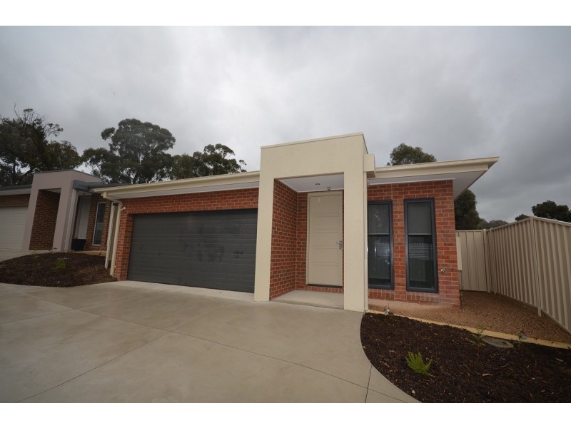 1/112a Osborne Street, Spring Gully VIC 3550