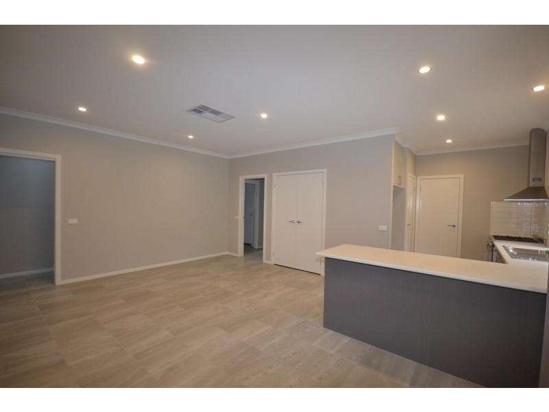 110 Osborne Street, Spring Gully VIC 3550