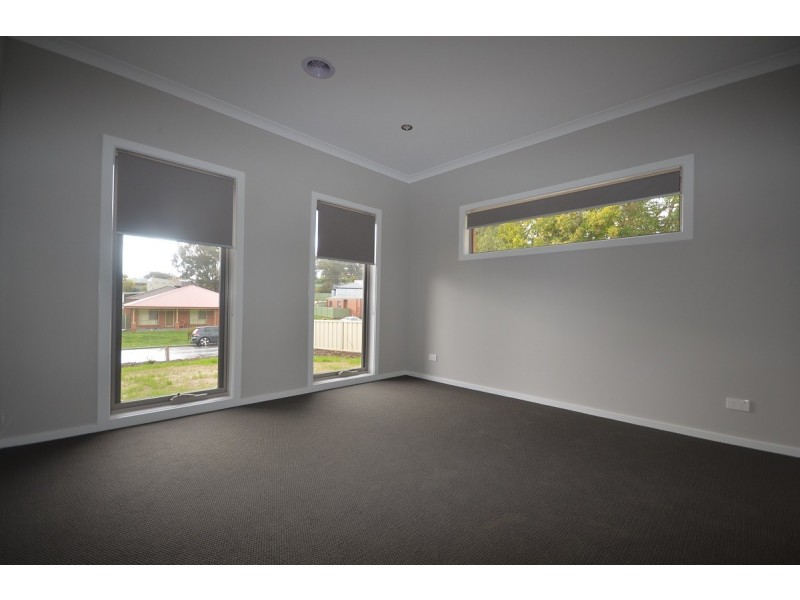 110 Osborne Street, Spring Gully VIC 3550