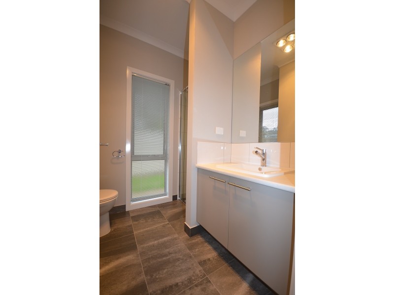 110 Osborne Street, Spring Gully VIC 3550