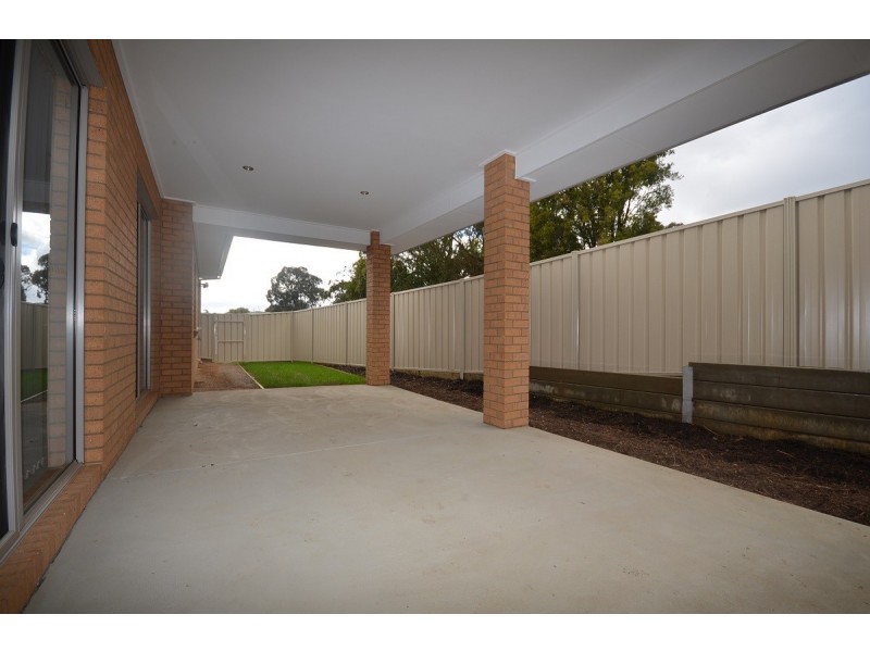 110 Osborne Street, Spring Gully VIC 3550