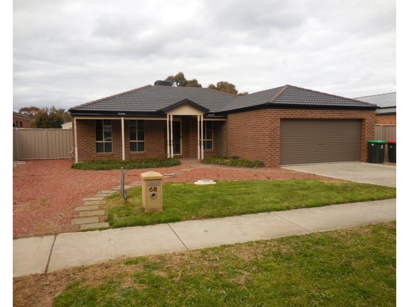 68 Myrtle Road, Ascot VIC 3551