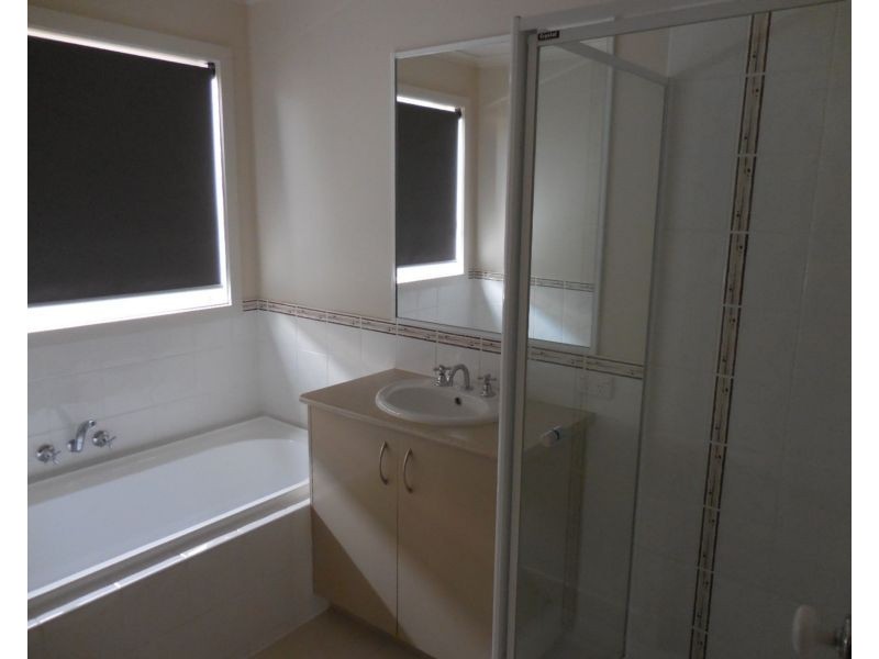 68 Myrtle Road, Ascot VIC 3551