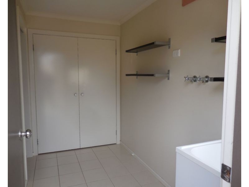 68 Myrtle Road, Ascot VIC 3551