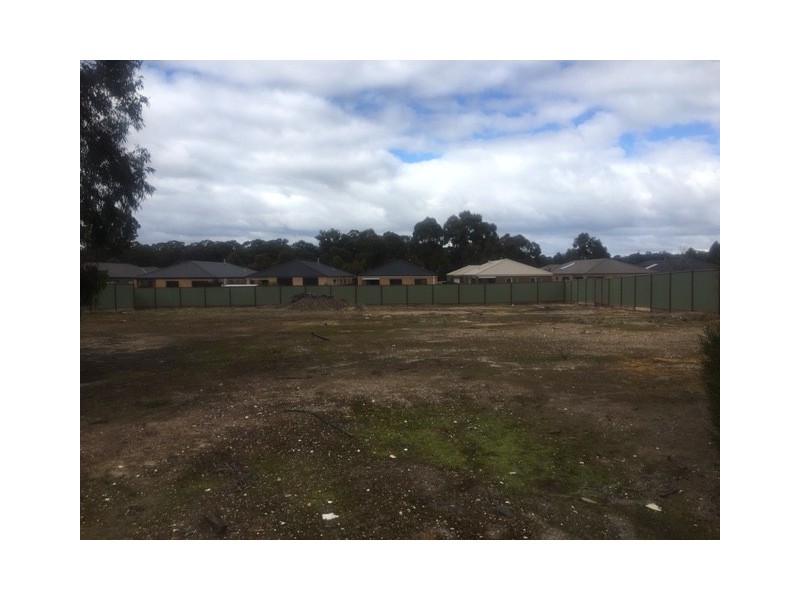 1/333 Howard Street, Jackass Flat VIC 3556