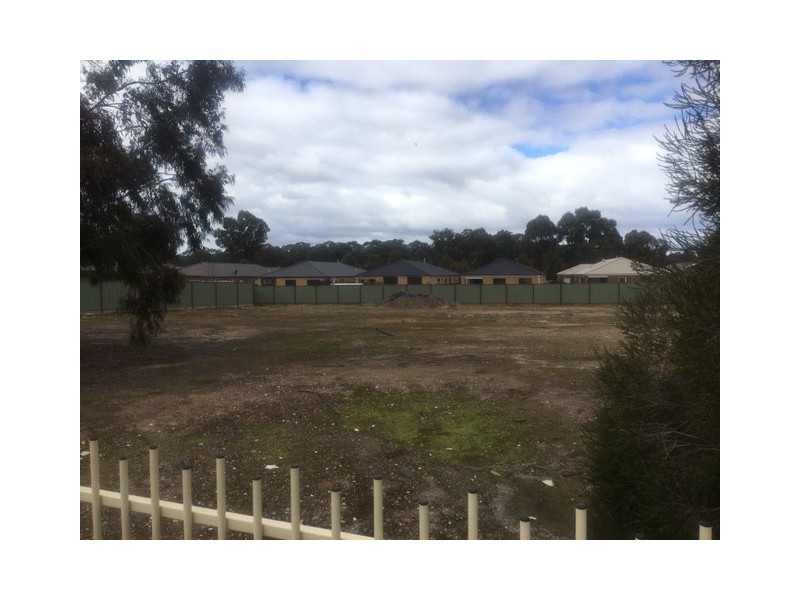 1/333 Howard Street, Jackass Flat VIC 3556