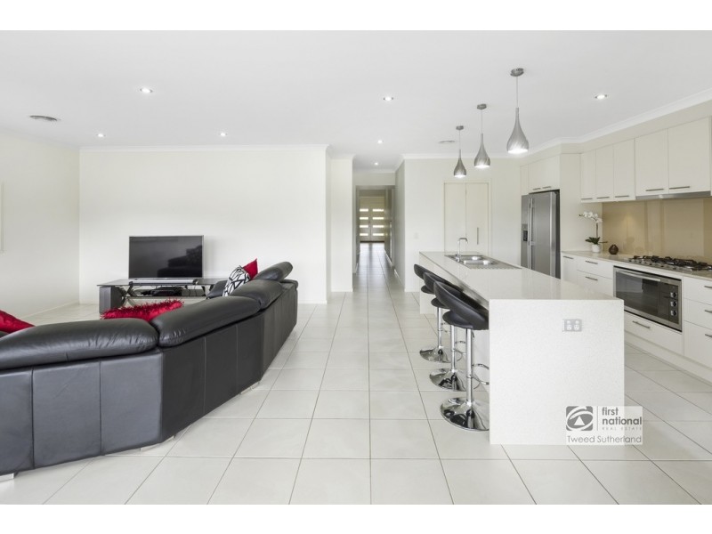 140 Sunrise Crescent, Lockwood South VIC 3551