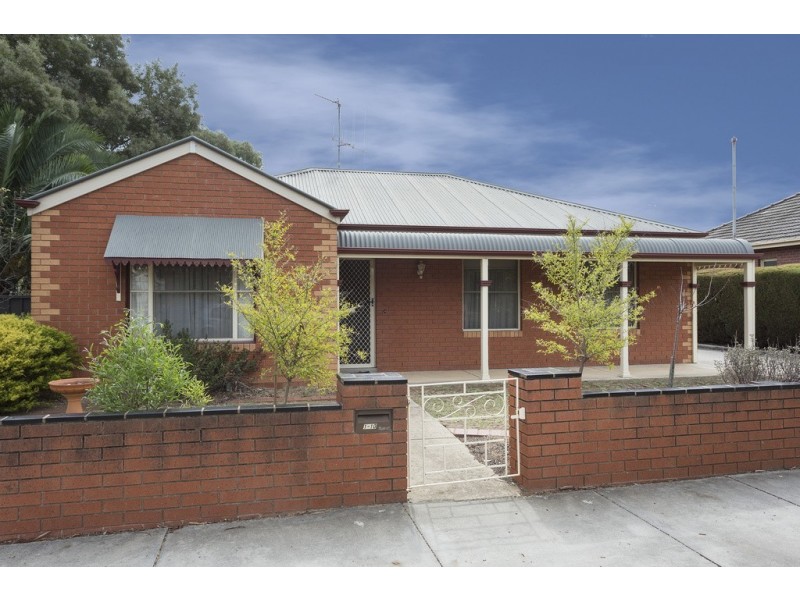 1/10 Larritt Street, Bendigo VIC 3550