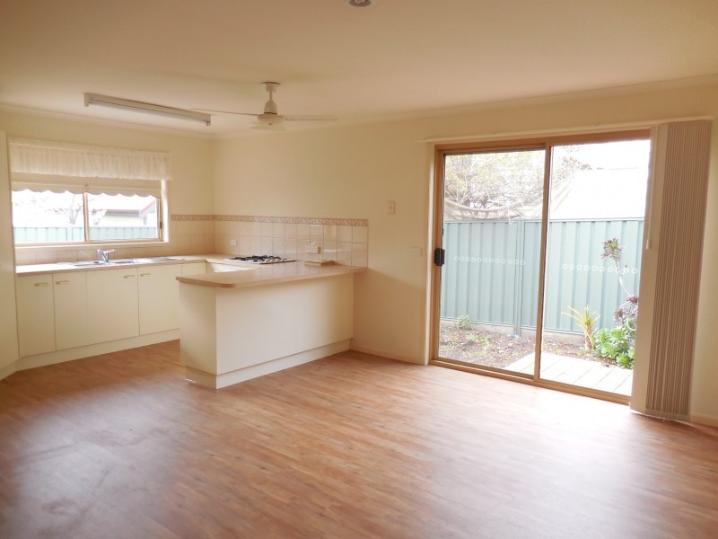 96 Panton Street, Golden Square VIC 3555