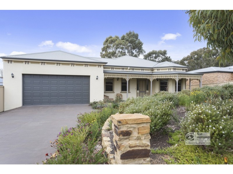 51 Keogh Drive, Spring Gully VIC 3550