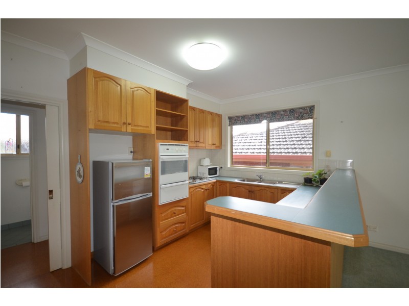 1/100 St Aidans Road, Kennington VIC 3550