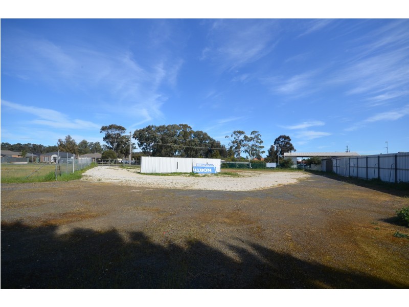 42-46 Midland Highway (Entrance via Taylor Street), Epsom VIC 3551