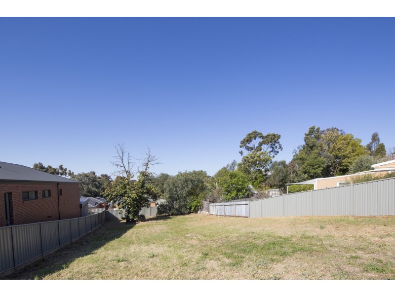 14 McClure Street, Bendigo VIC 3550