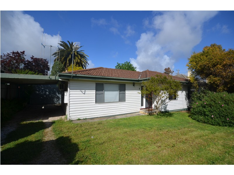 8 Mackay Street, East Bendigo VIC 3550