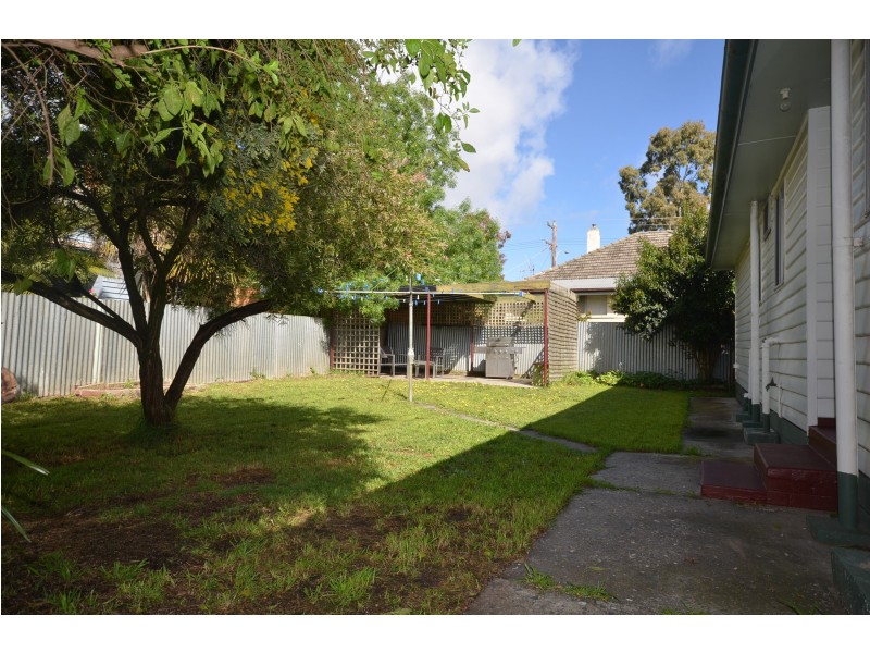 8 Mackay Street, East Bendigo VIC 3550