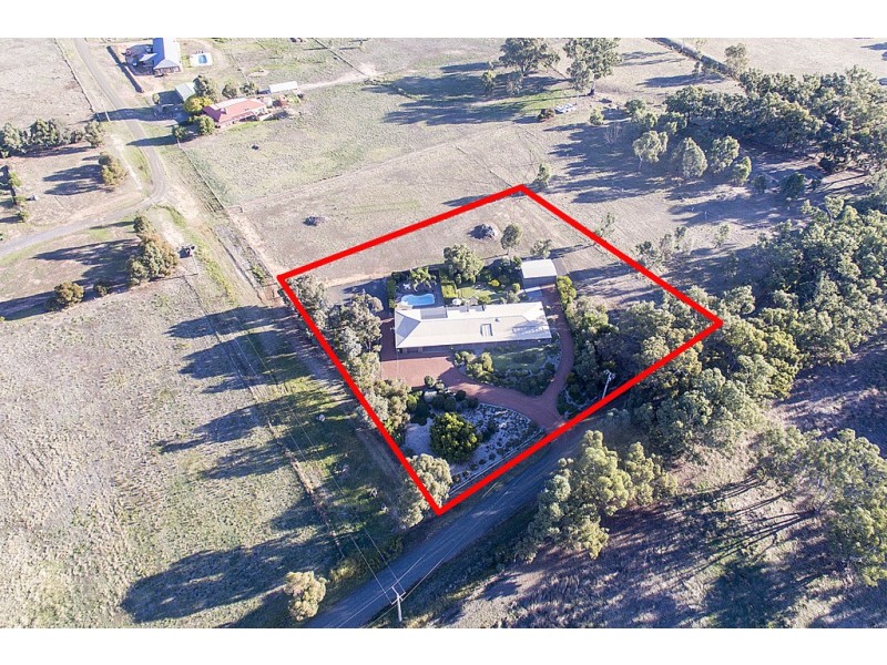 35 Viola Rd, Huntly VIC 3551