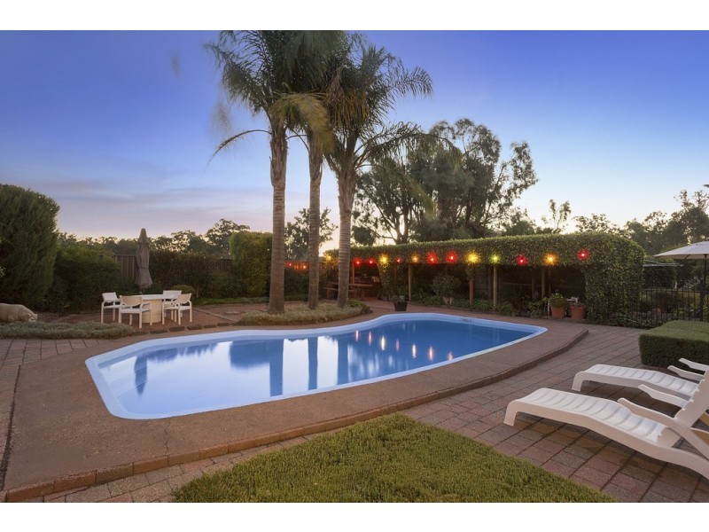 35 Viola Rd, Huntly VIC 3551