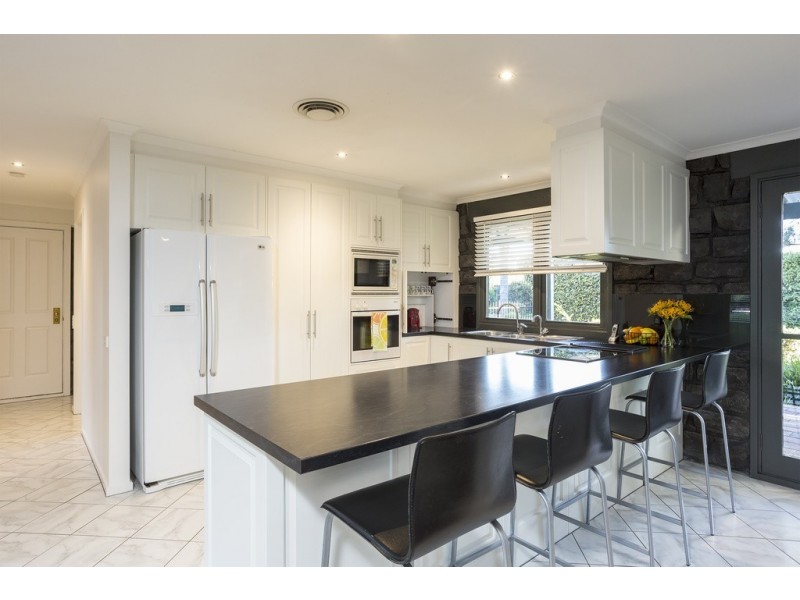 35 Viola Rd, Huntly VIC 3551