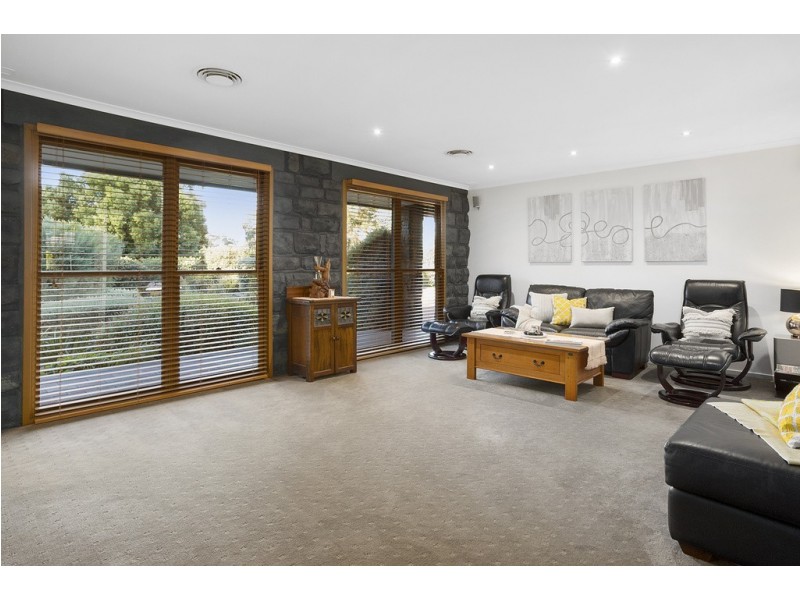 35 Viola Rd, Huntly VIC 3551