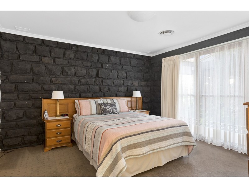 35 Viola Rd, Huntly VIC 3551