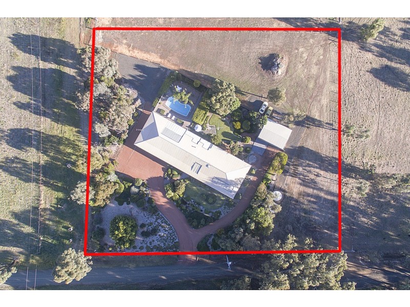 35 Viola Rd, Huntly VIC 3551