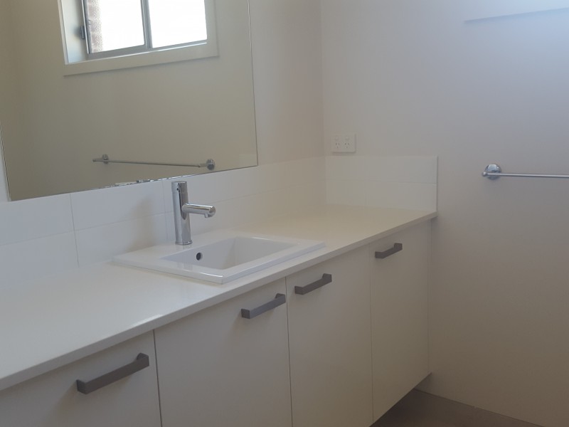 1/20A Emmett Street, Golden Square VIC 3555